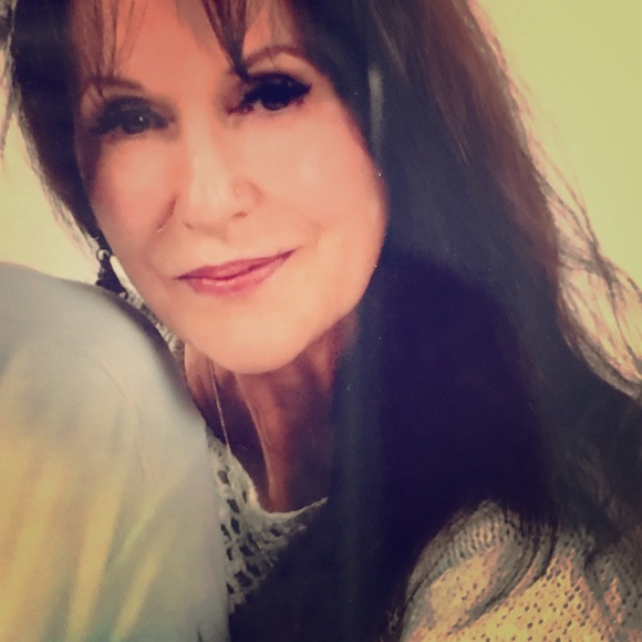 Meet your Posher, Michele - Picture 9 of 16